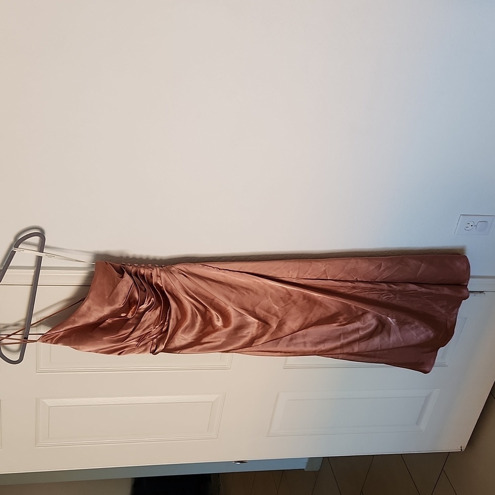 ✨️ GALINA SIGNATURE charmeuse draped one-shoulder Quartz Slit Maxi Dress. Sz 6 - Picture 8 of 13